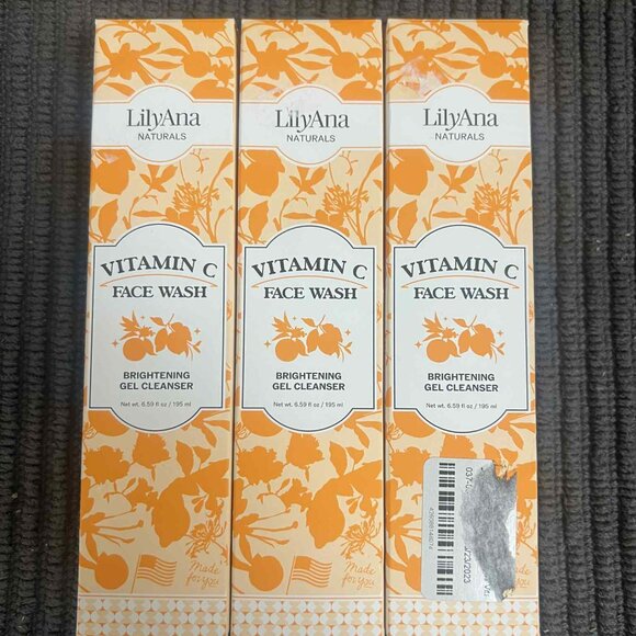 3 Brand New LilyAna Naturals Vitamin C Face Cleanser - 6.59 fl oz. - Picture 2 of 7